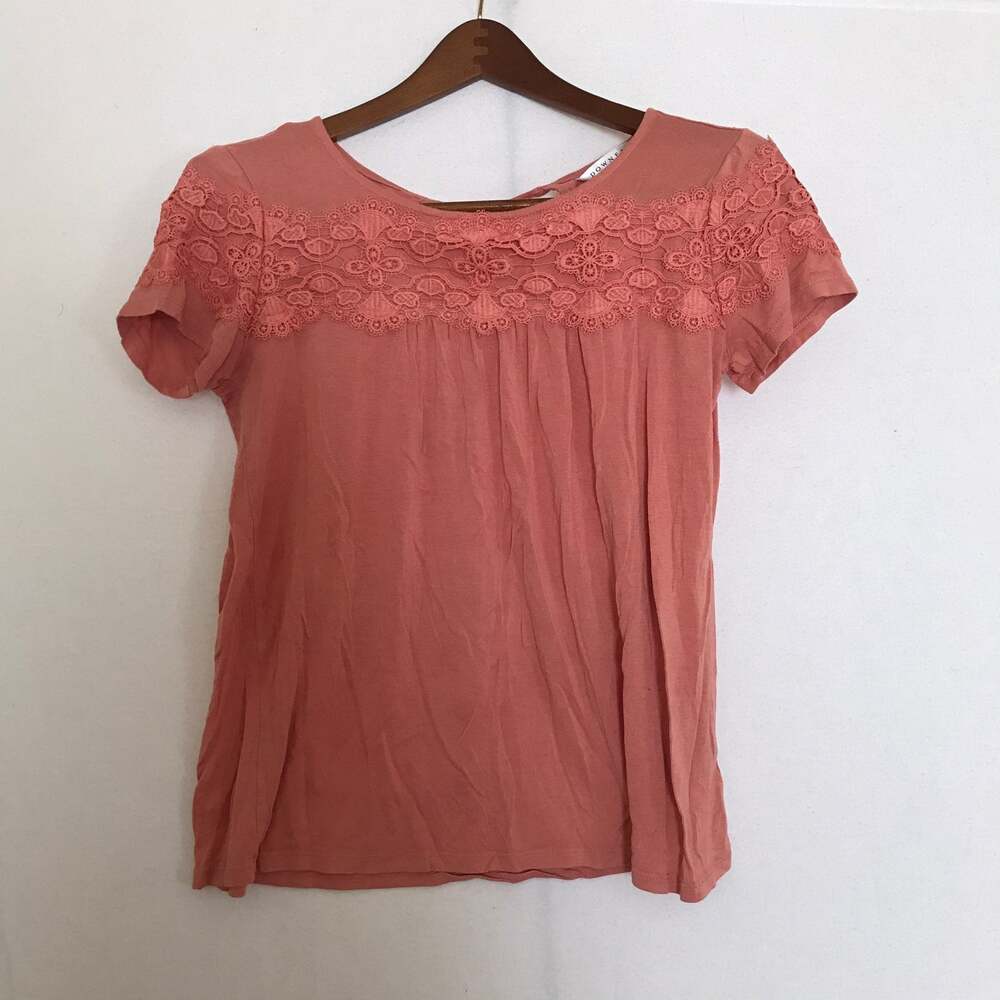 Down east xs top‎